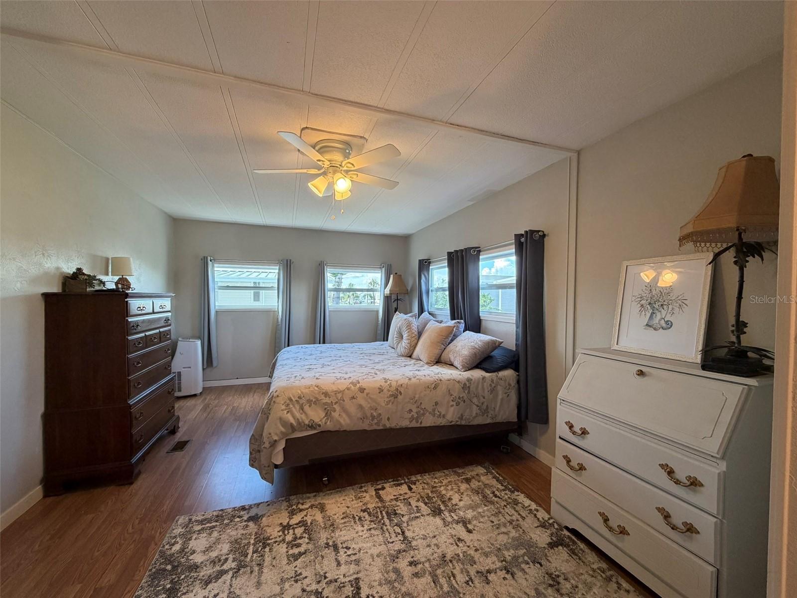 HARBOR COVE - Residential Lease