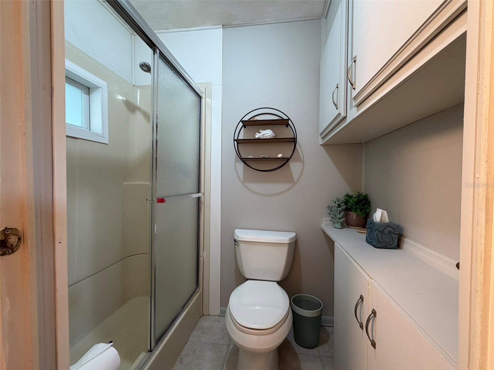 HARBOR COVE - Residential Lease