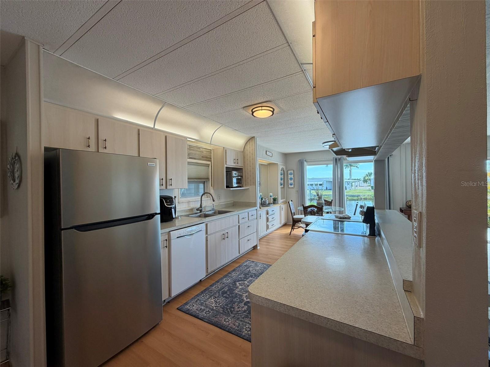 HARBOR COVE - Residential Lease