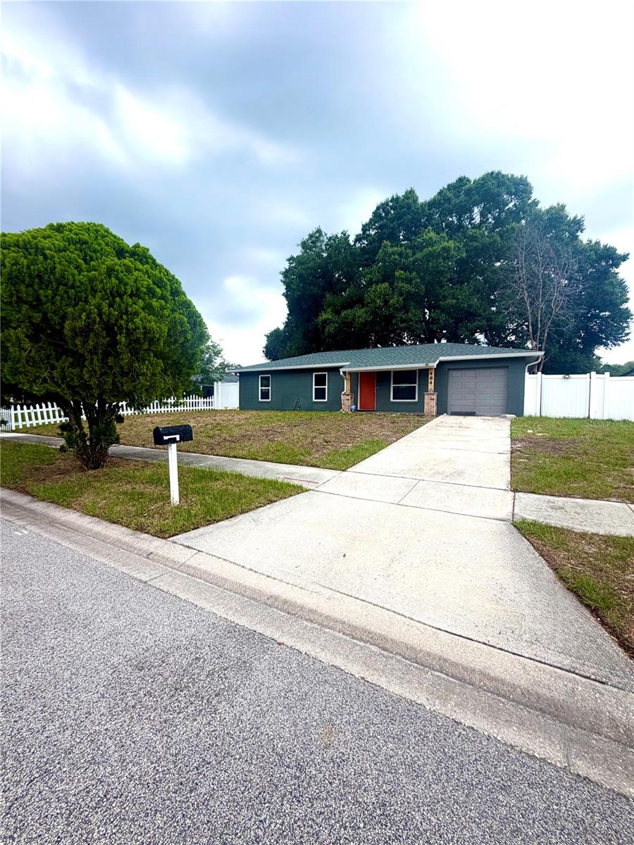 MEADOWS - Residential