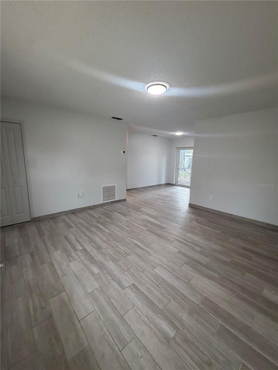 MEADOWS - Residential