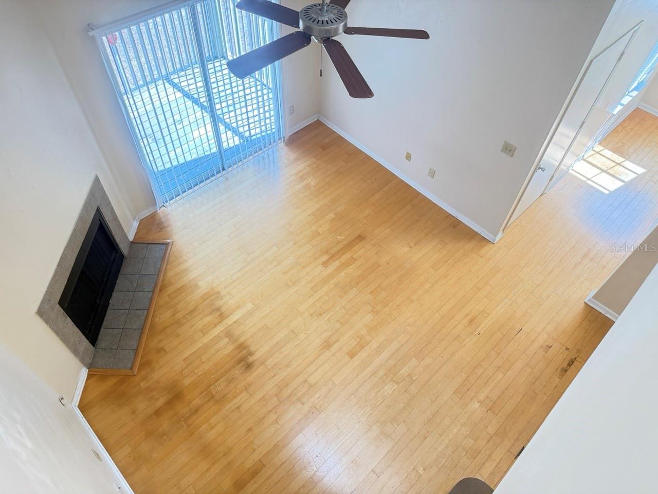 CENTRAL PARK METROWEST CONDO - Residential