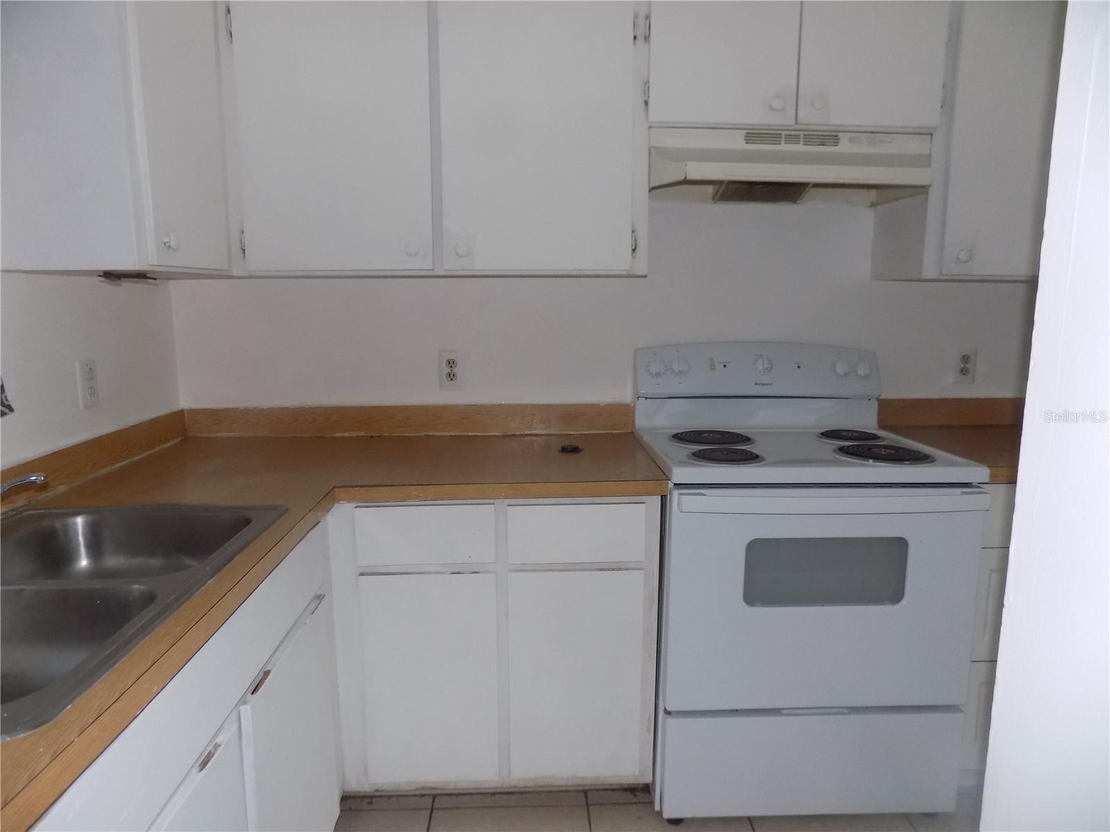 SUGARFOOT OAKS - Residential Income