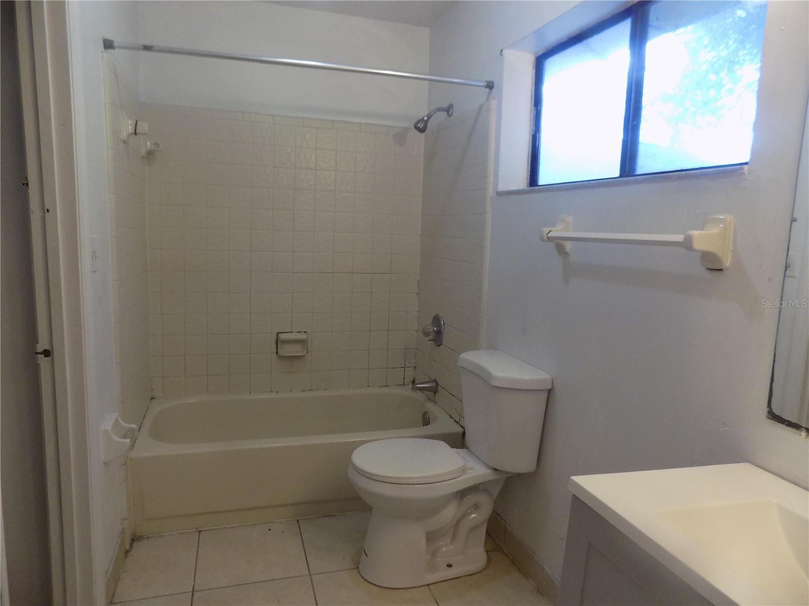 SUGARFOOT OAKS - Residential Income