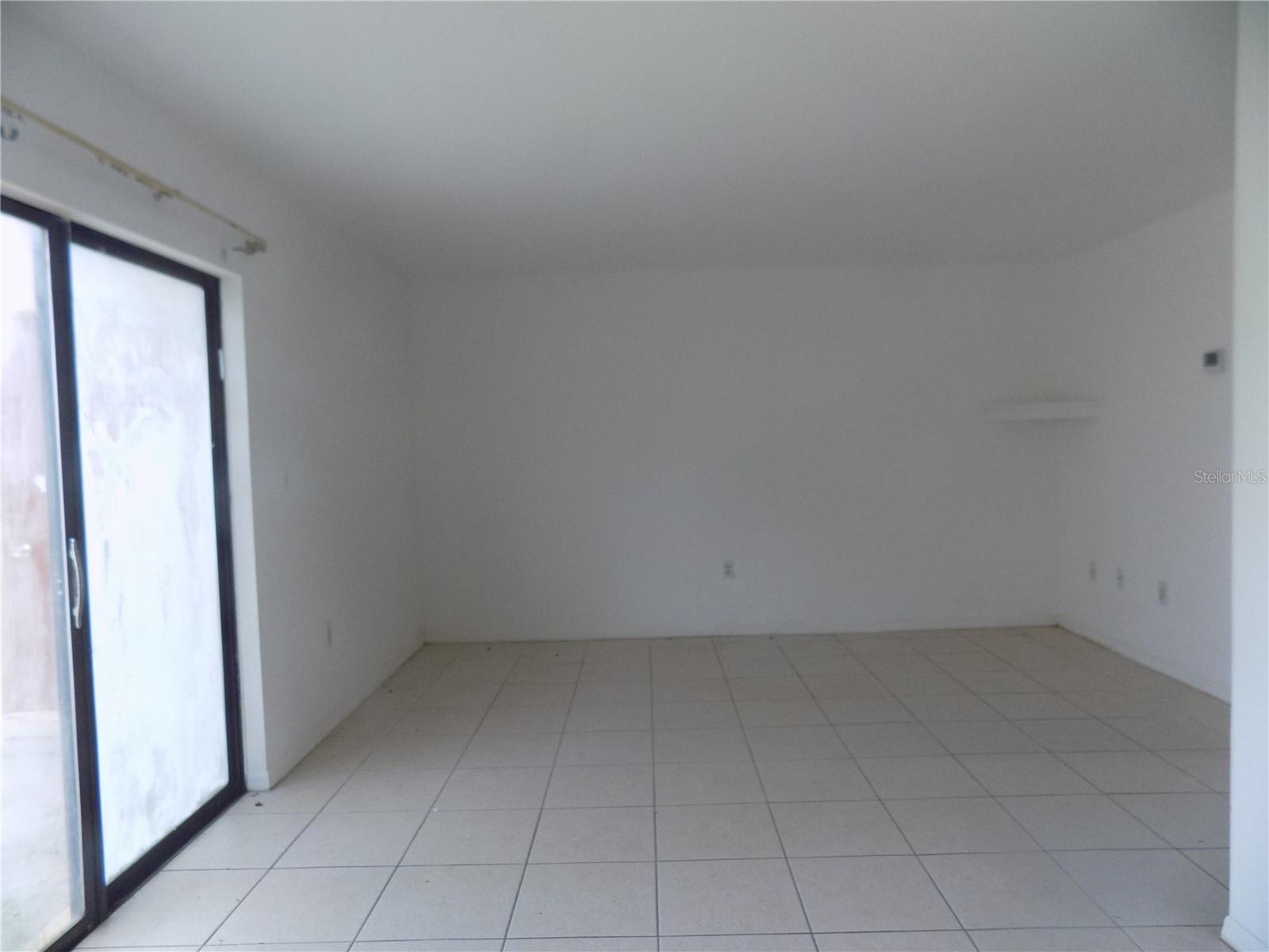SUGARFOOT OAKS - Residential Income