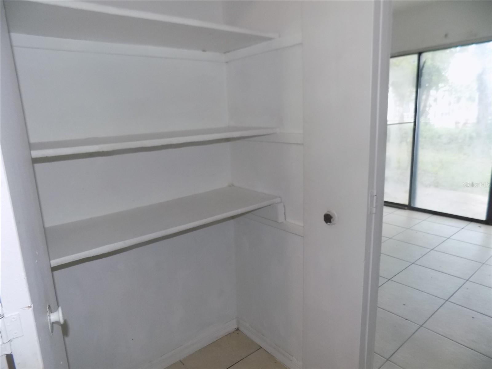 SUGARFOOT OAKS - Residential Income