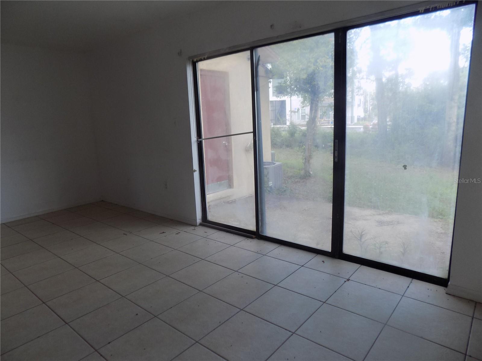 SUGARFOOT OAKS - Residential Income