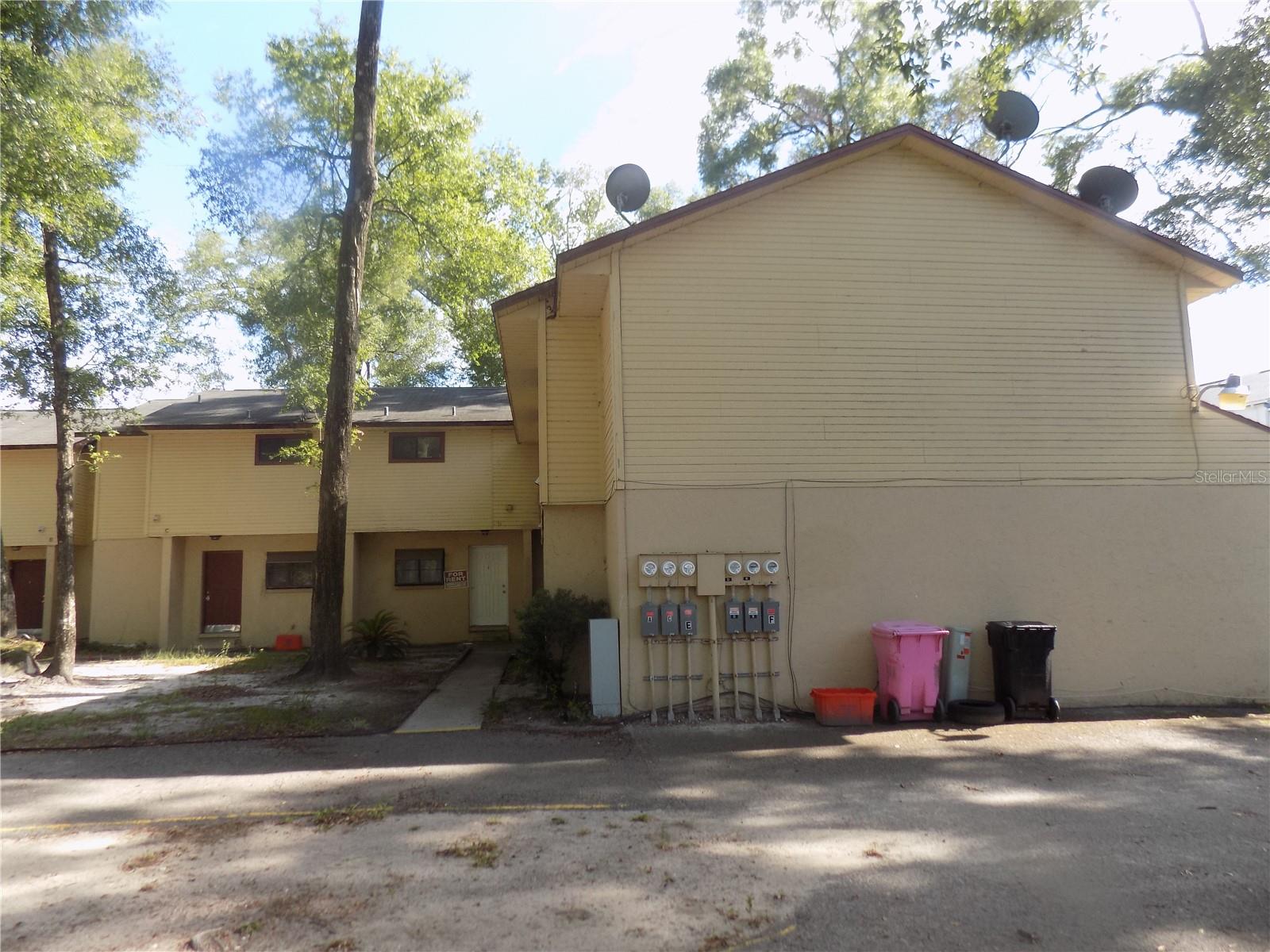SUGARFOOT OAKS - Residential Income