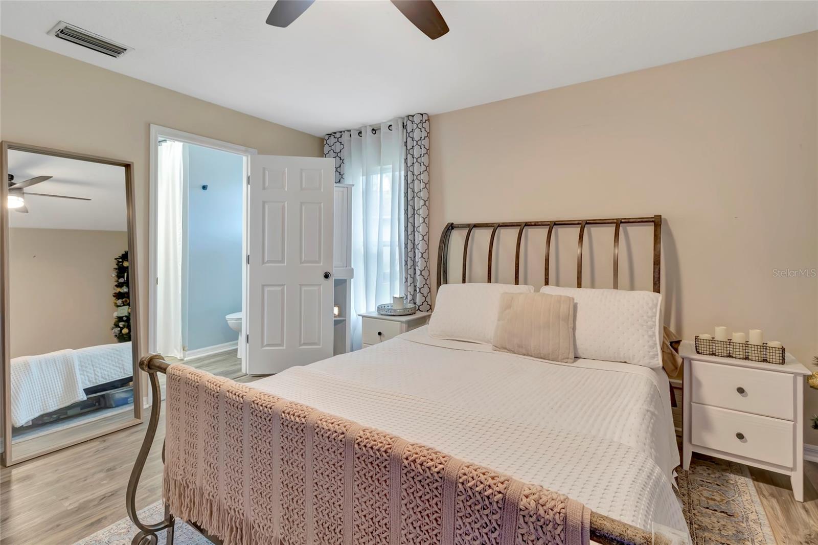 WEDGEWOOD CLUB 7TH ADD - Residential