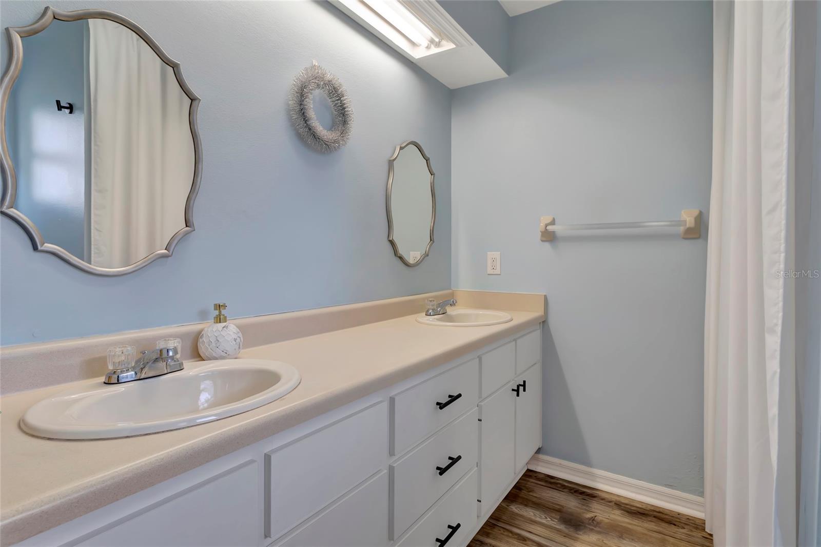 WEDGEWOOD CLUB 7TH ADD - Residential