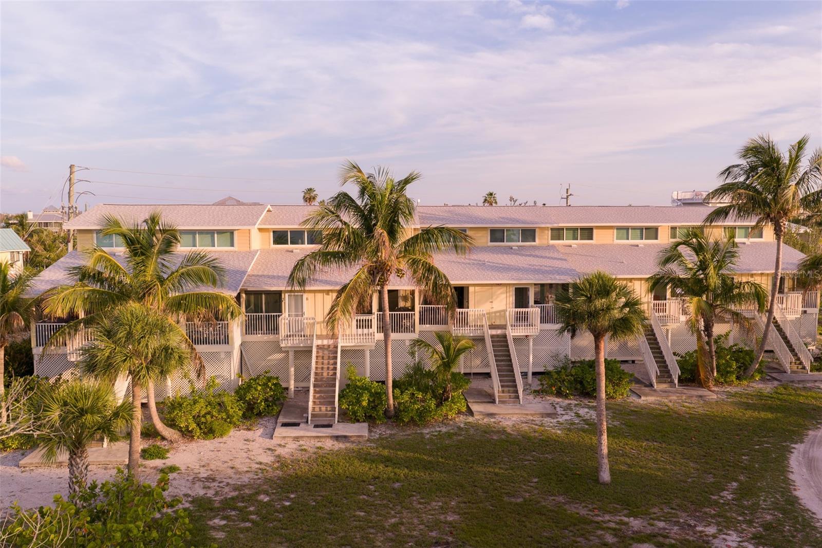 HIDEAWAY BAY BEACH CLUB PH 09 - Residential