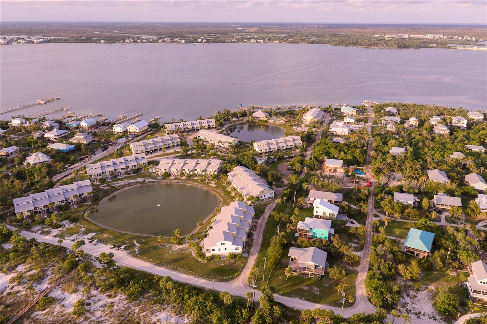 HIDEAWAY BAY BEACH CLUB PH 09 - Residential