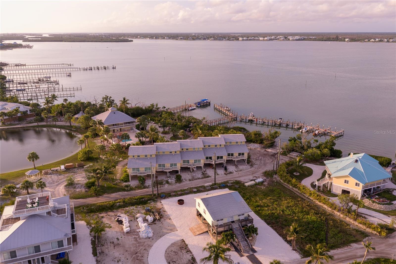 HIDEAWAY BAY BEACH CLUB PH 09 - Residential