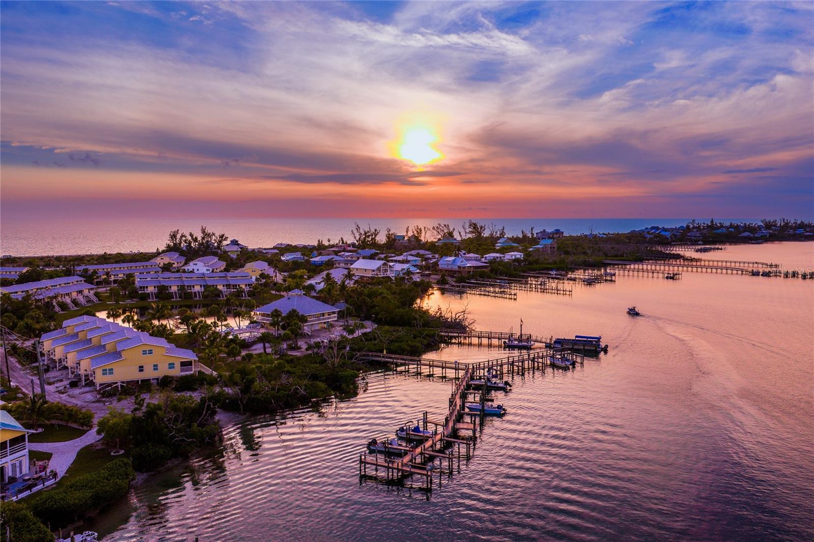 HIDEAWAY BAY BEACH CLUB PH 09 - Residential