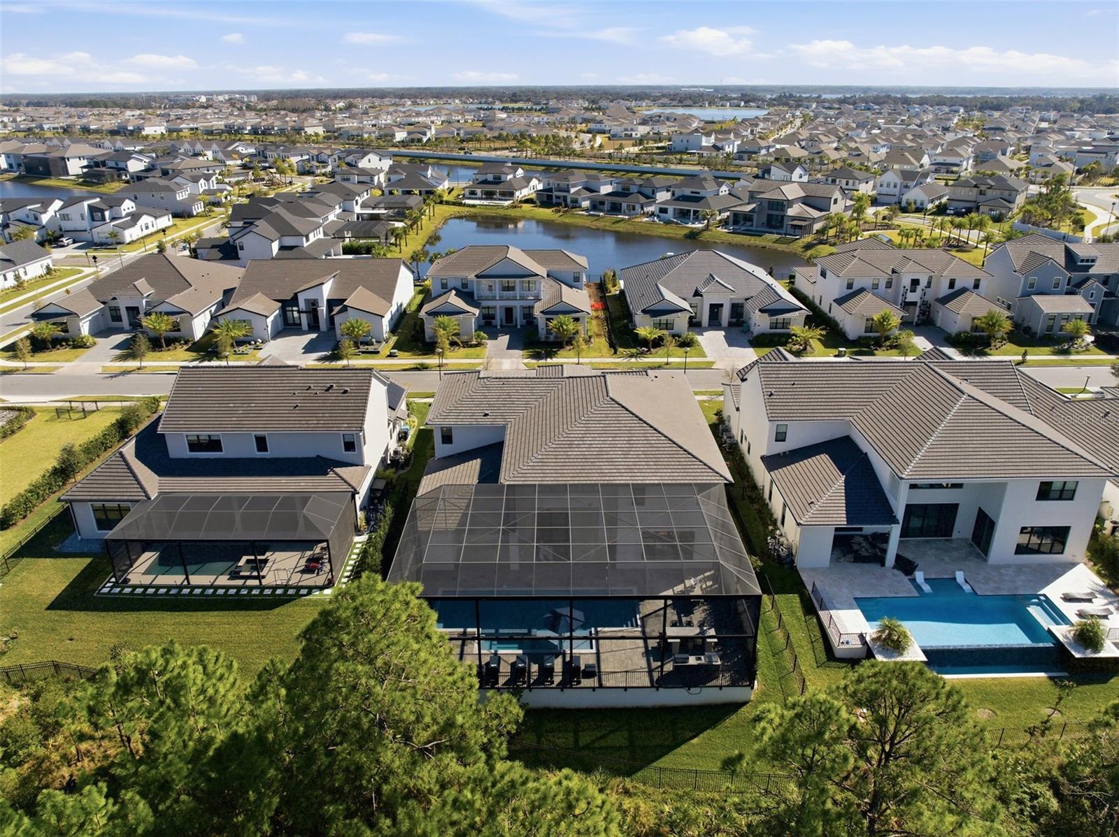 LAUREL POINTE PH 1 - Residential