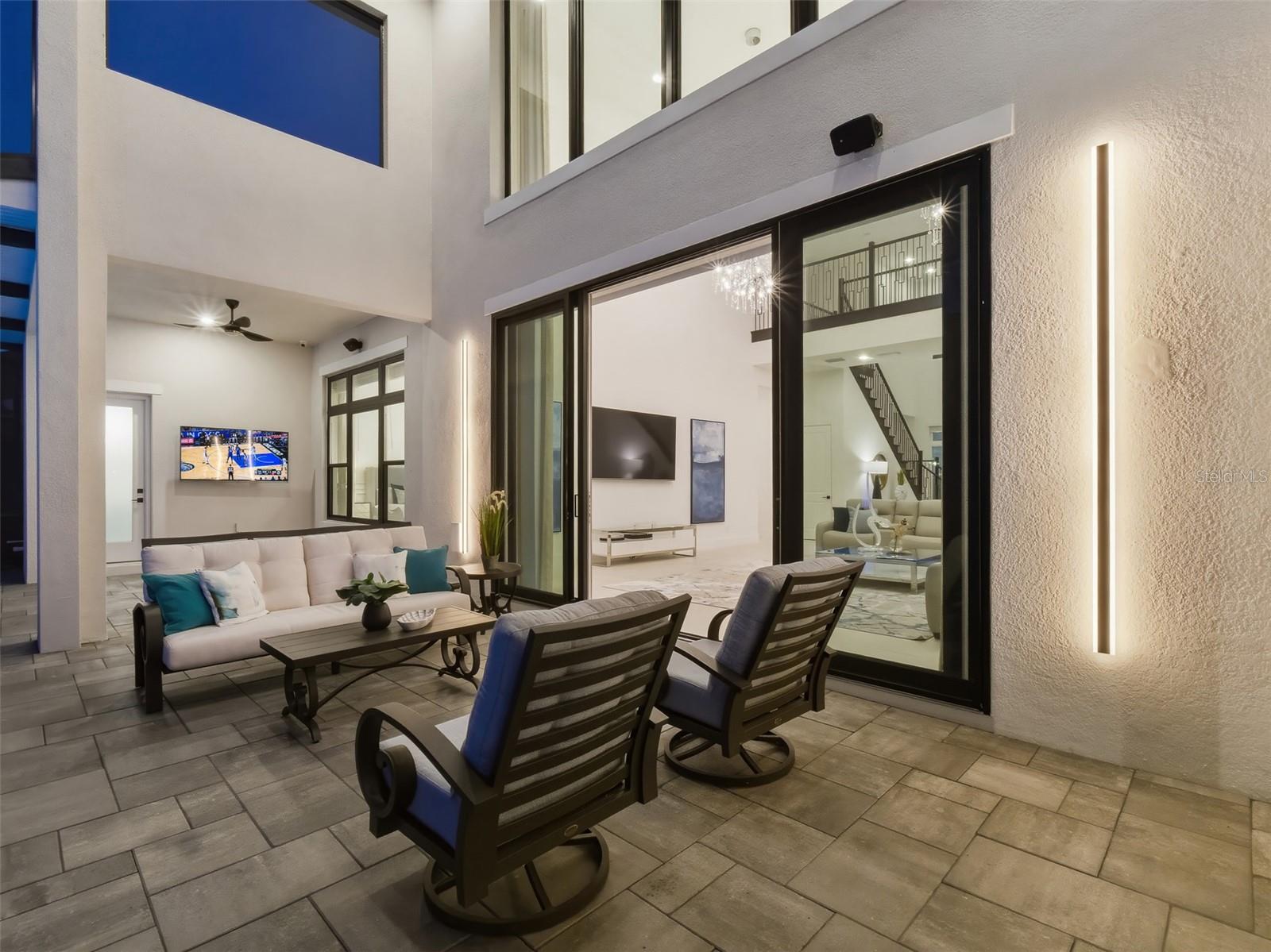 LAUREL POINTE PH 1 - Residential