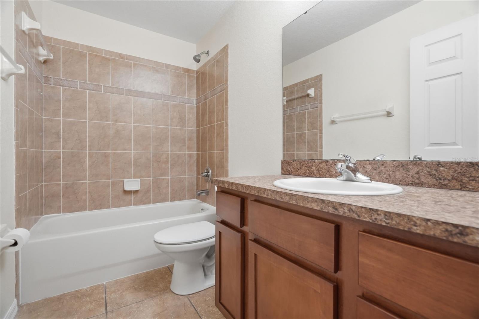 ENCLAVE AT IMPERIAL LAKES - Residential