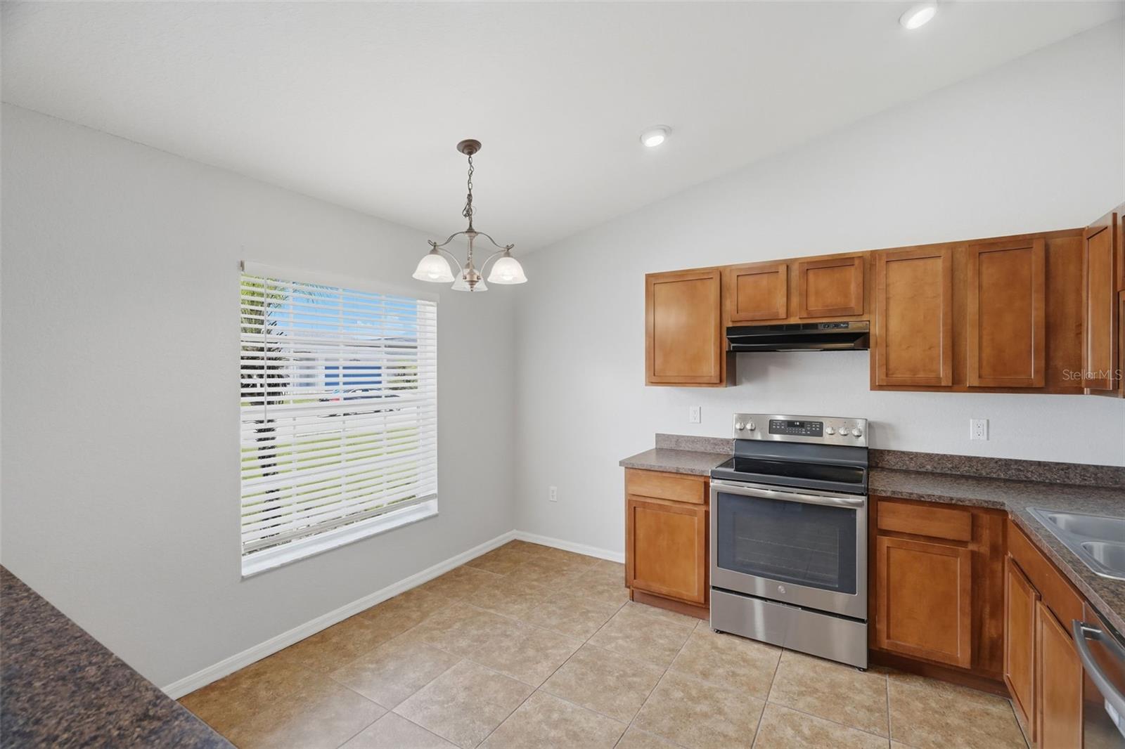 ENCLAVE AT IMPERIAL LAKES - Residential