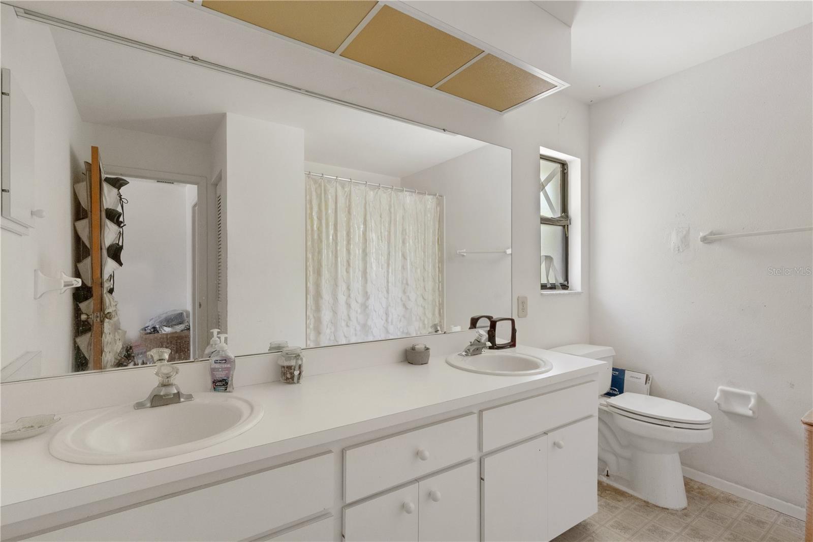LORRAINE PARK - Residential