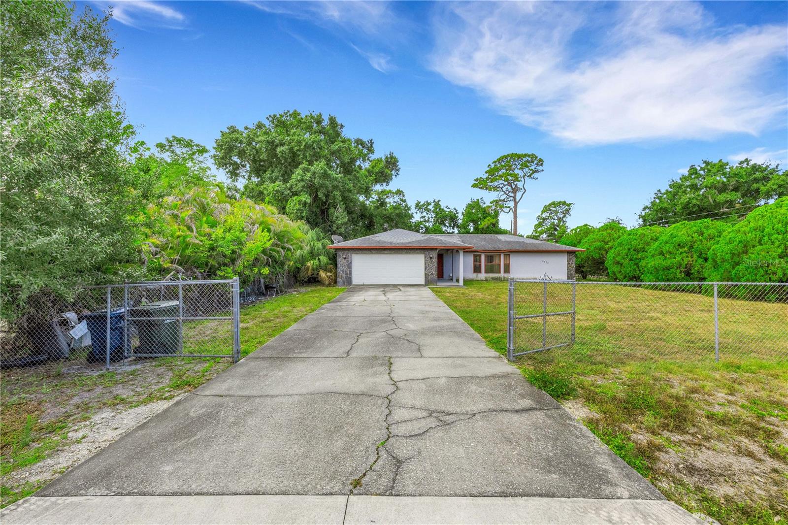 LORRAINE PARK - Residential