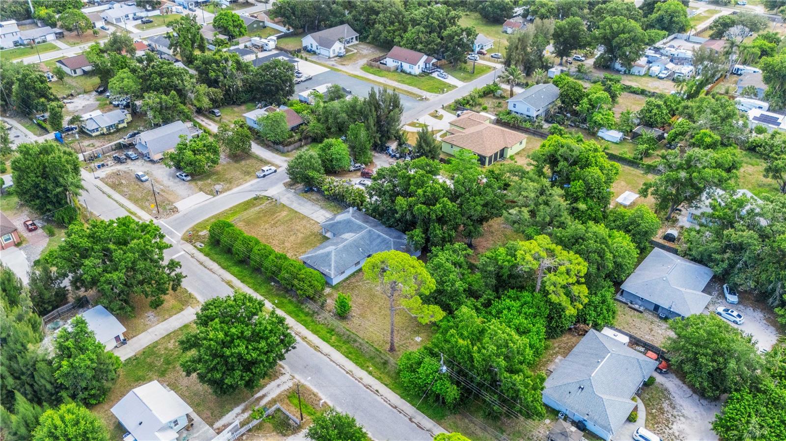LORRAINE PARK - Residential