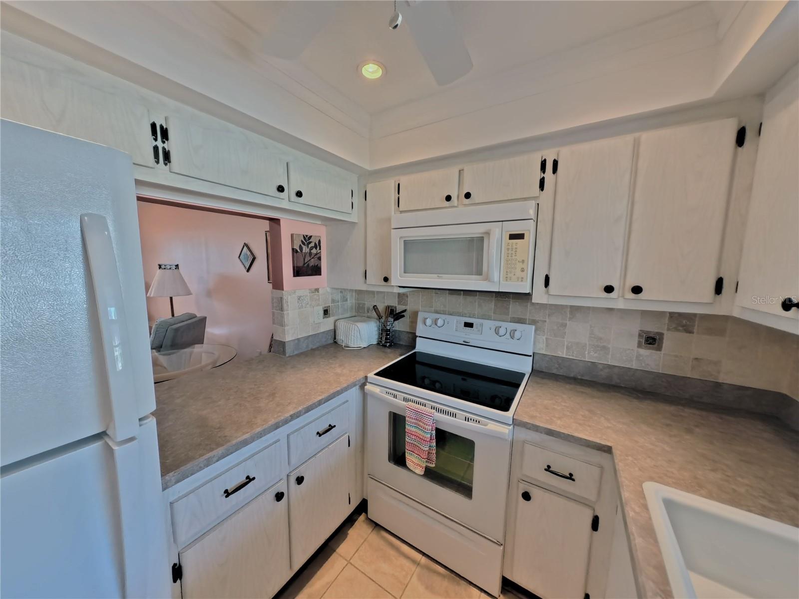 BURGUNDY UNIT ONE - Residential
