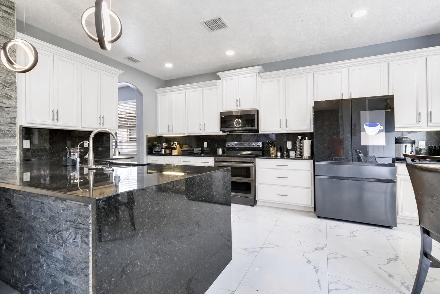 TIVOLI WOODS VILLAGE C 51 84 - Residential