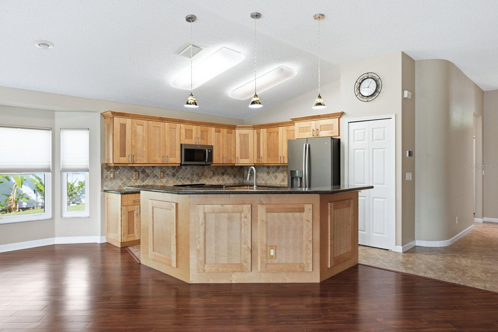 FOUNTAINS AT CYPRESS LAKES THE - Residential Lease