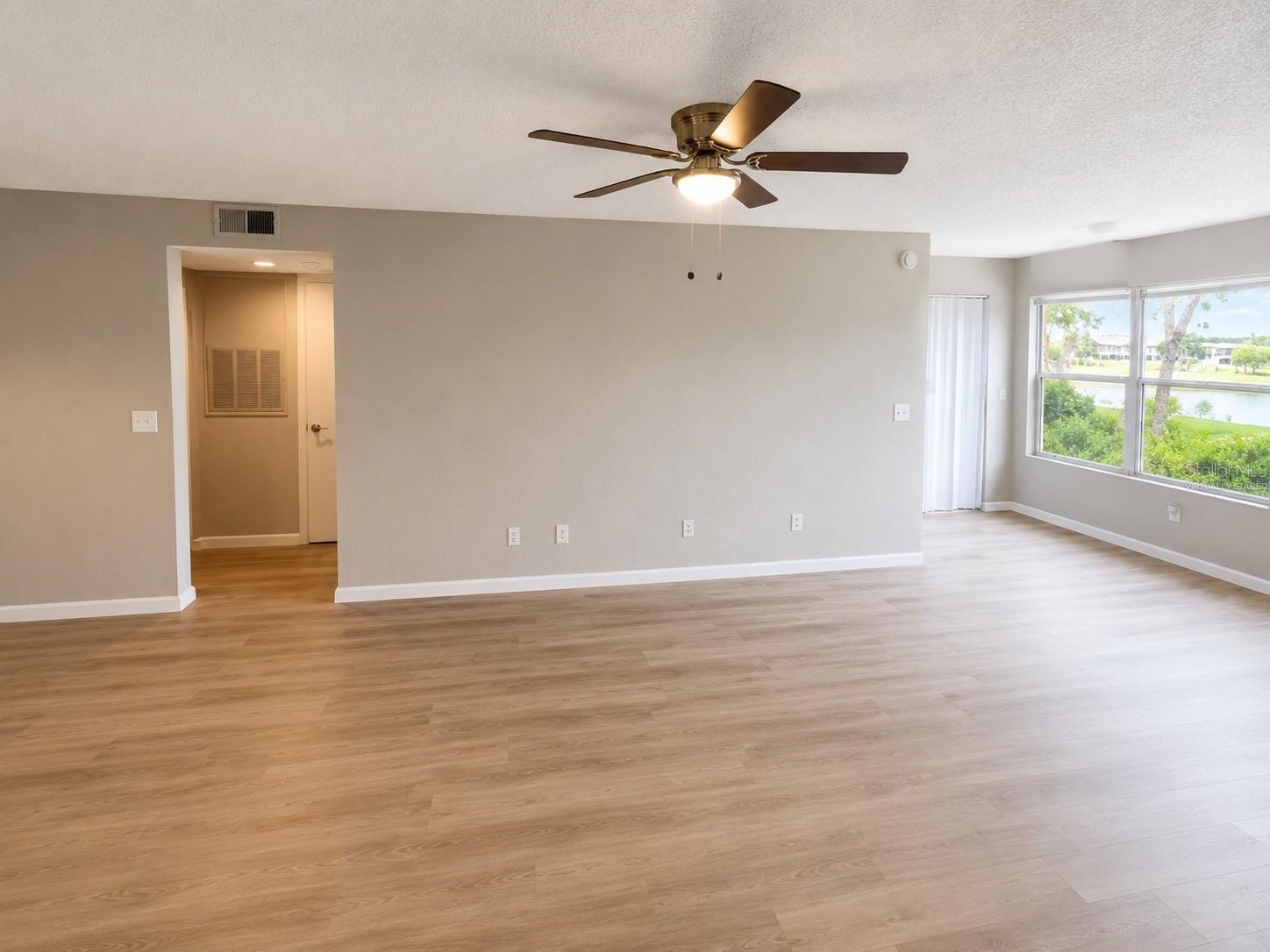 RESIDENCES/MILLENIA - Residential Lease