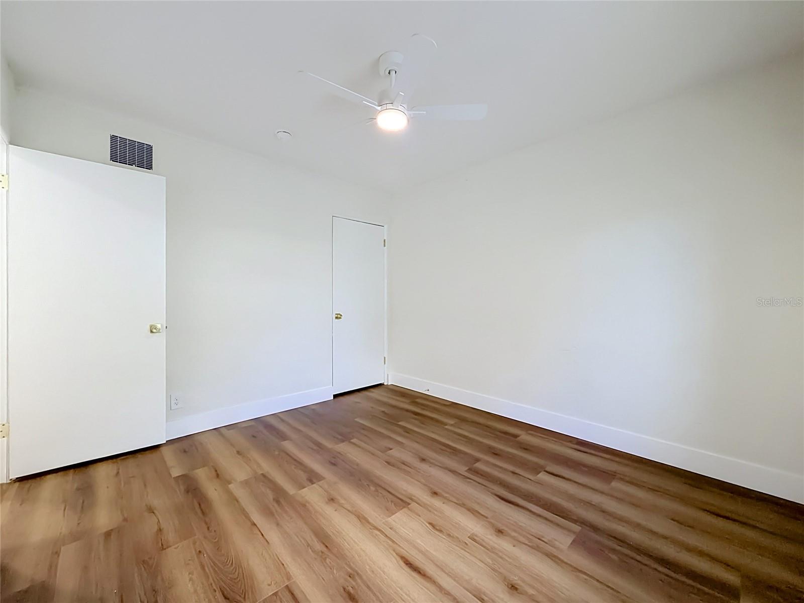 WYOMINA TERRACE - Residential