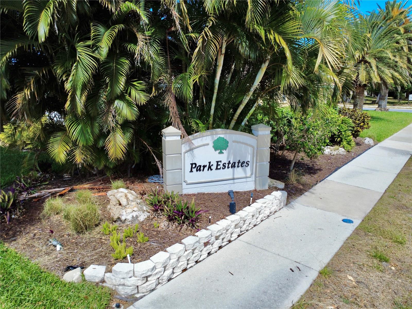 PARK ESTATES - Land
