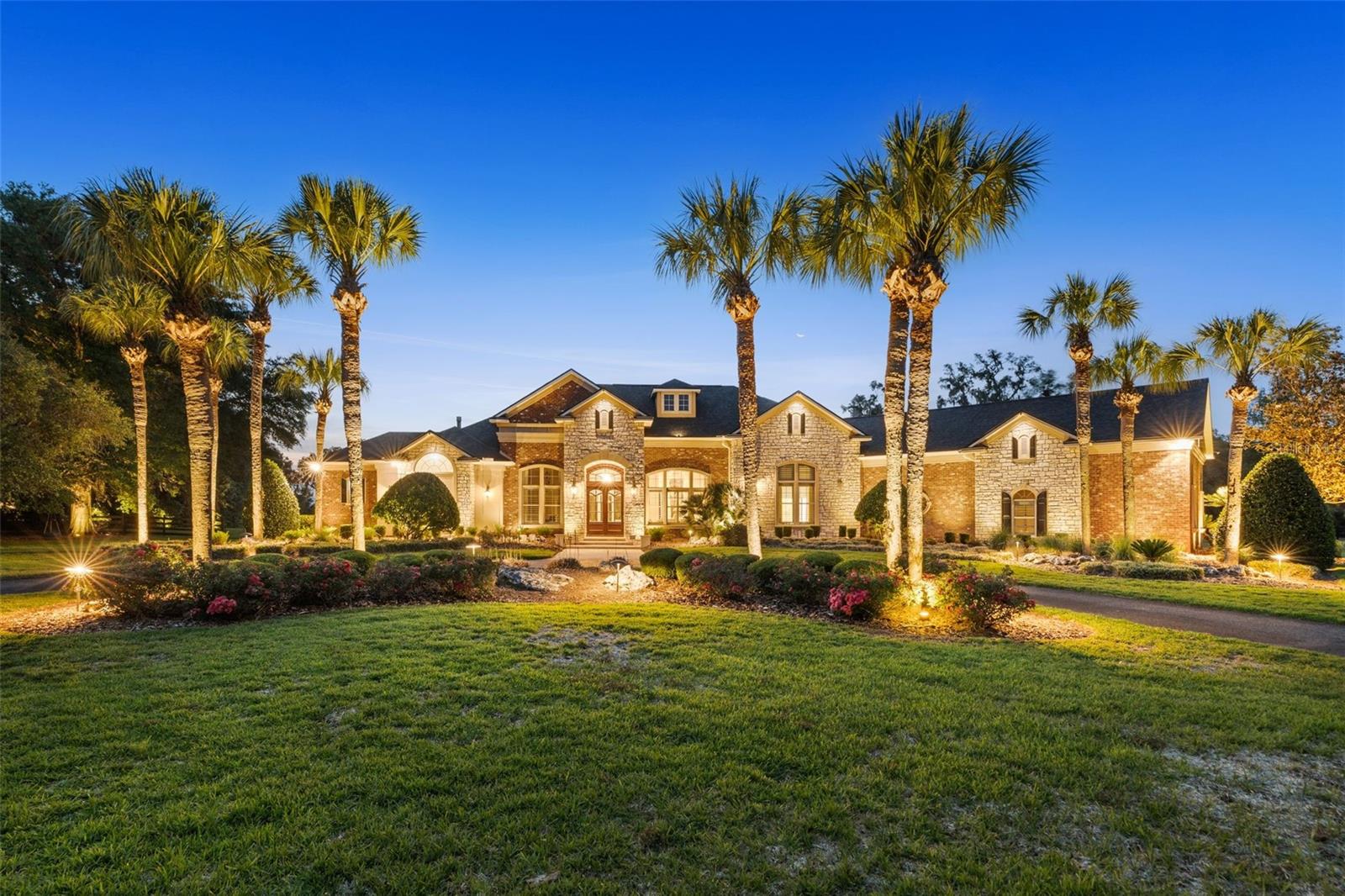 THE GROVE - Residential