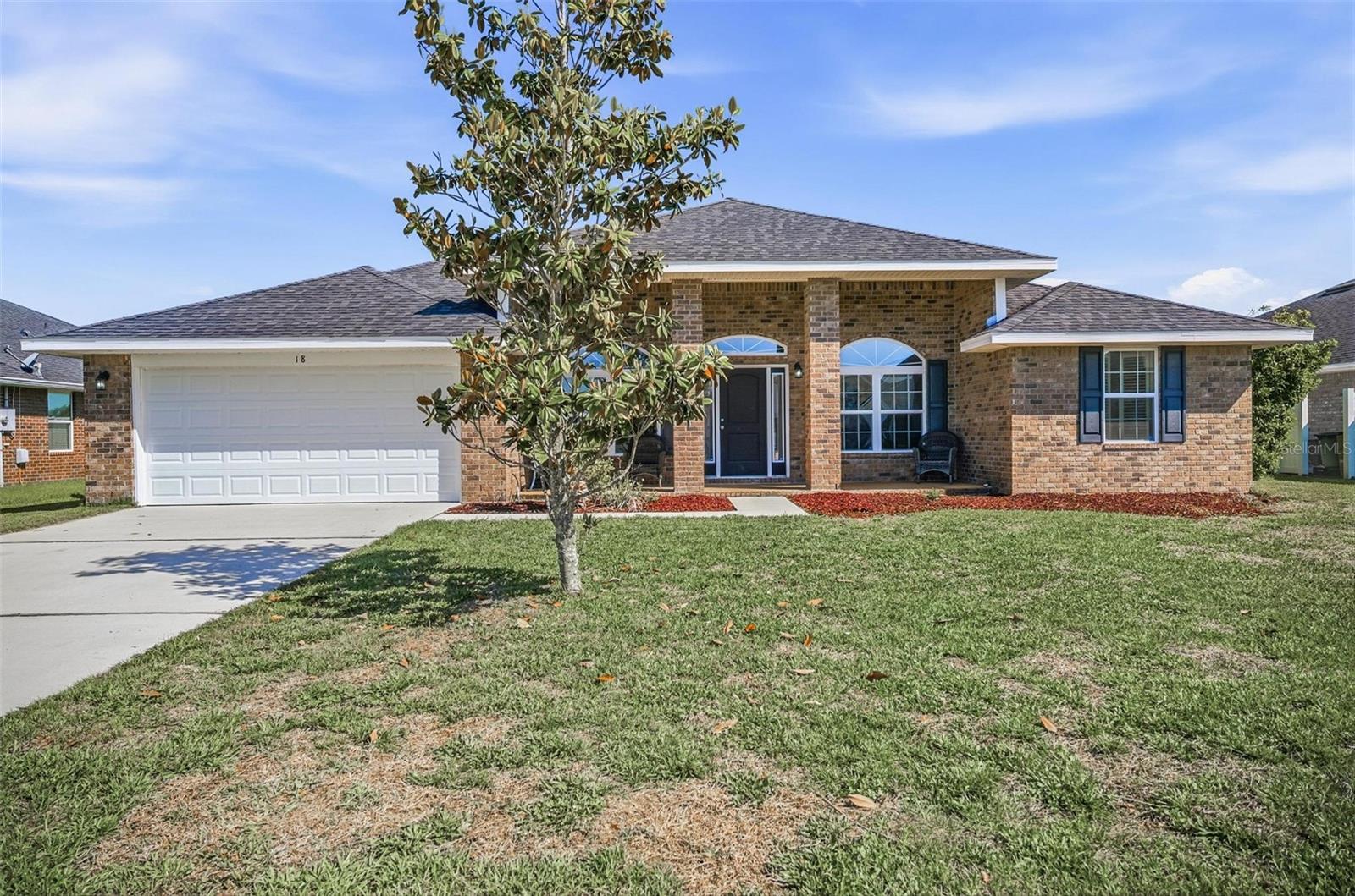 EAGLE LAKES - Residential