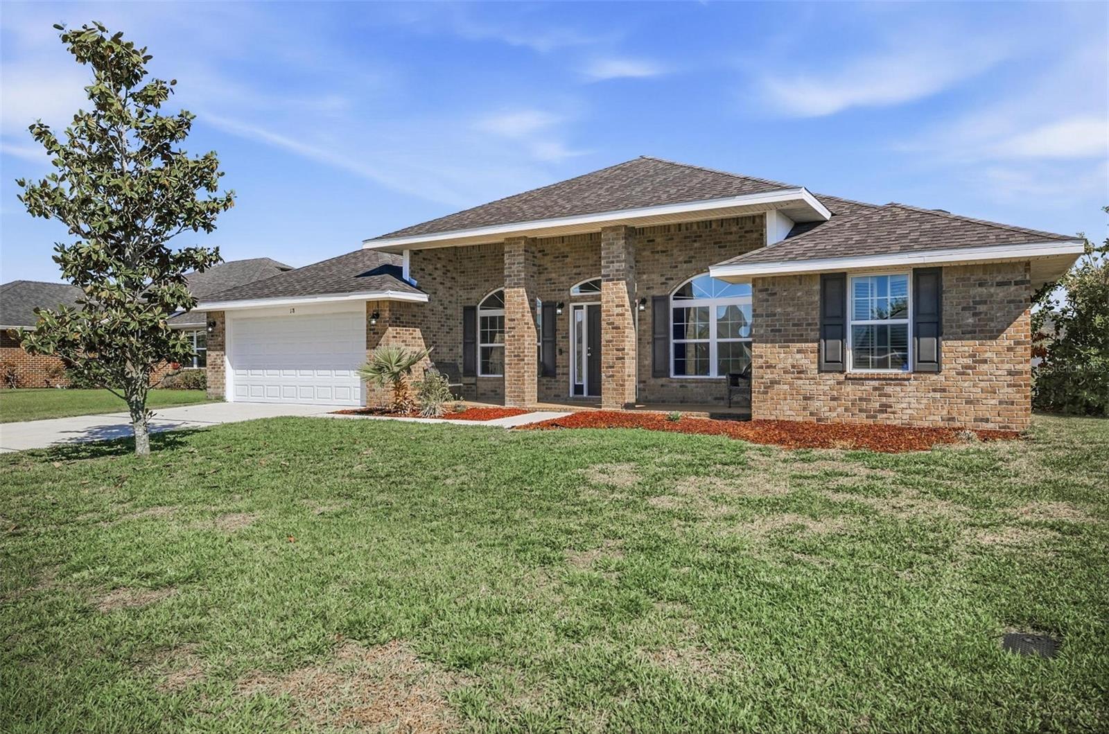 EAGLE LAKES - Residential