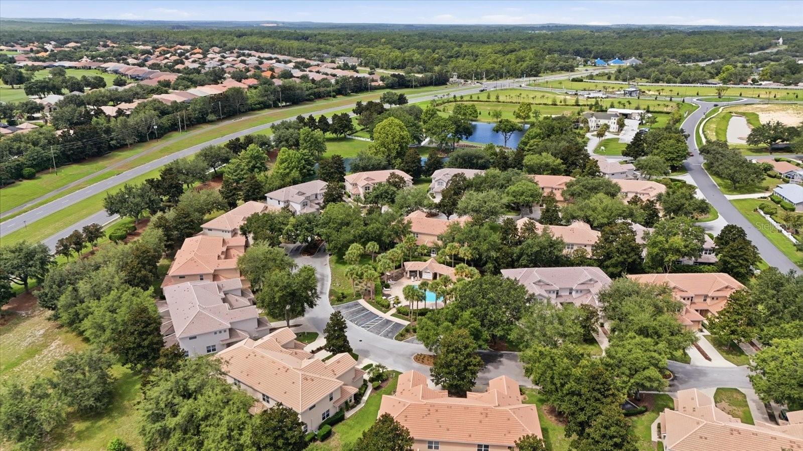 BRENTWOOD TWNHMS PH 01 - Residential