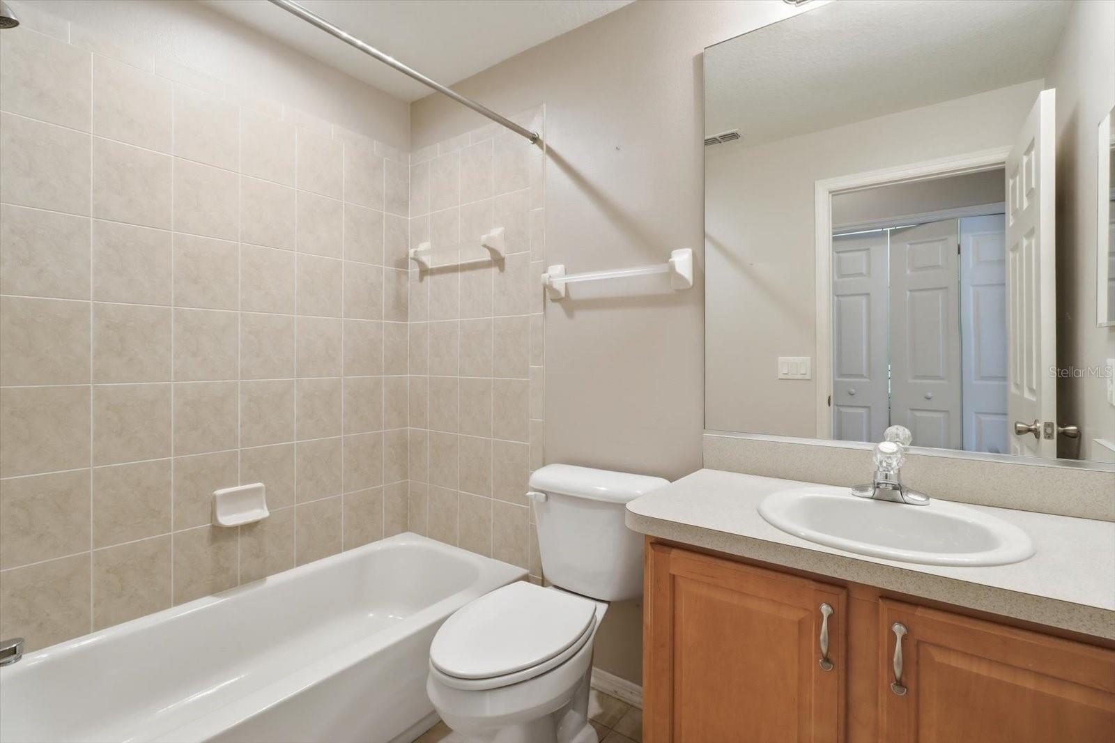 BRENTWOOD TWNHMS PH 01 - Residential