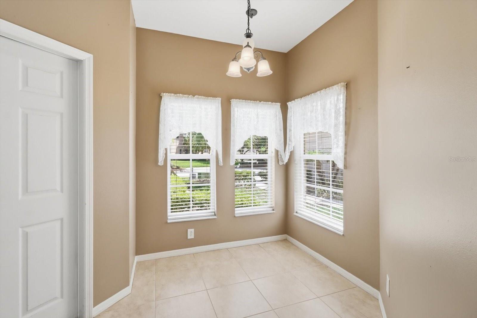 BRENTWOOD TWNHMS PH 01 - Residential