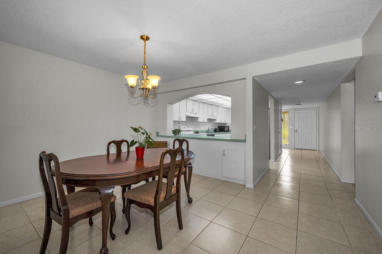 CONDO IV TARPON WOODS - Residential
