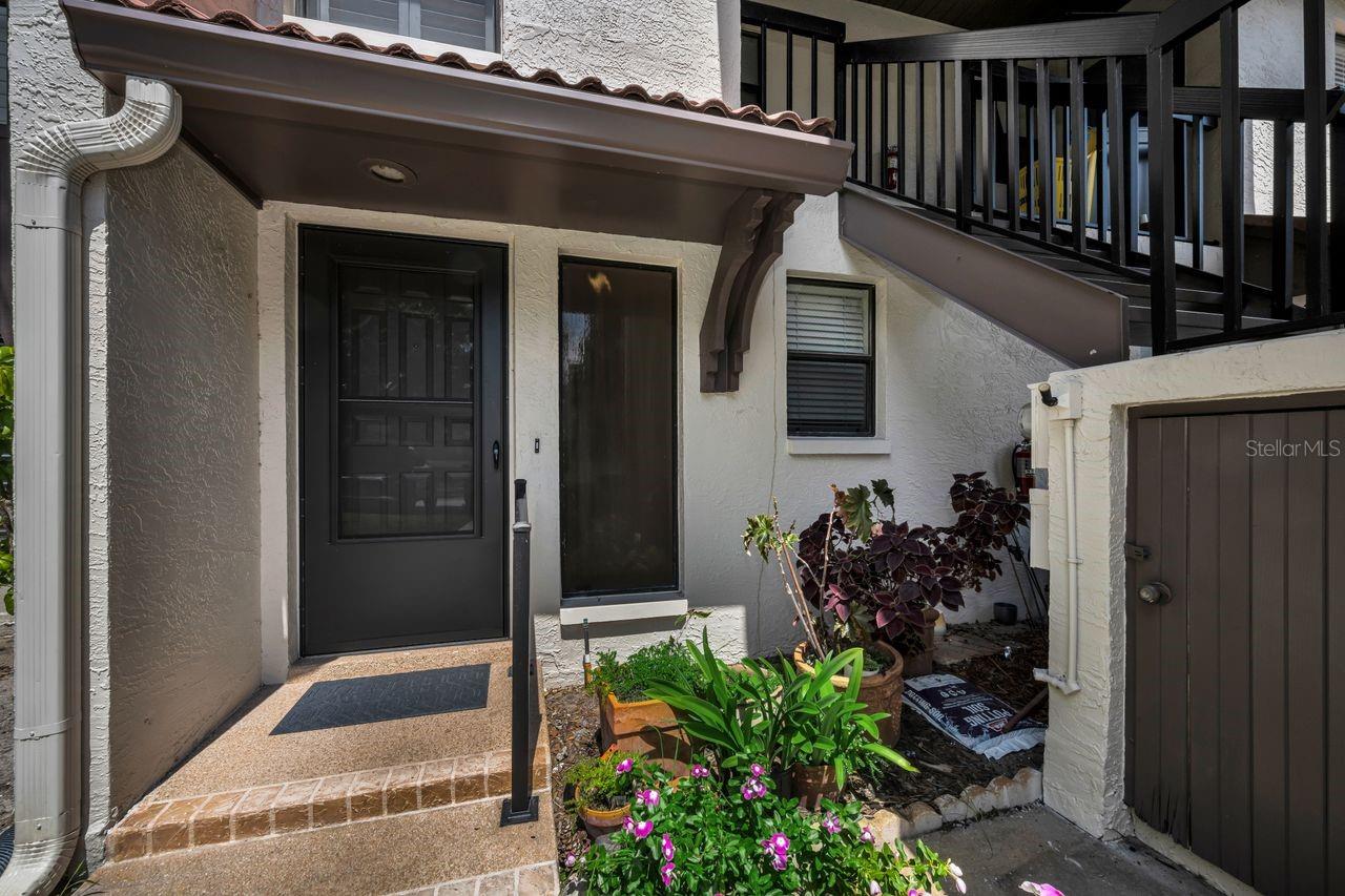CONDO IV TARPON WOODS - Residential