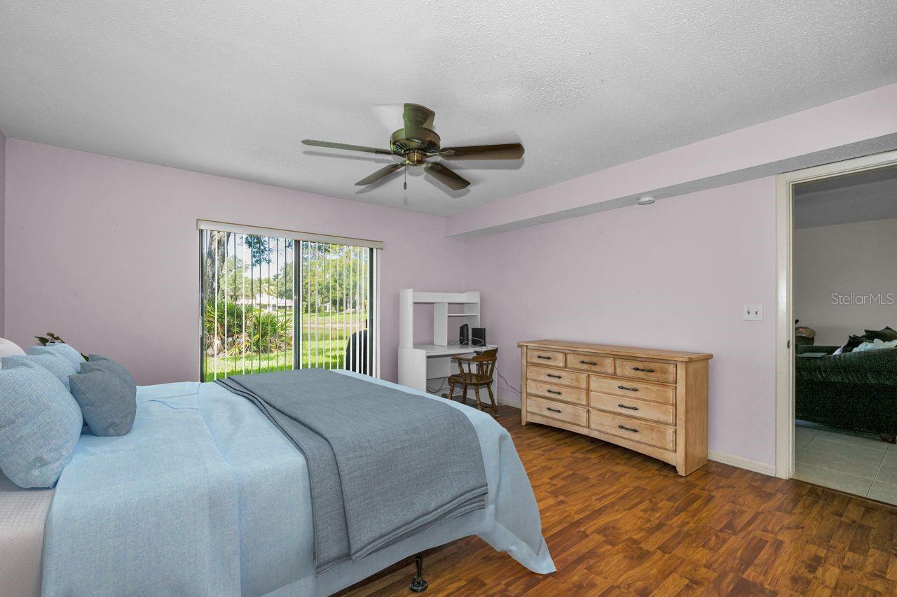 CONDO IV TARPON WOODS - Residential
