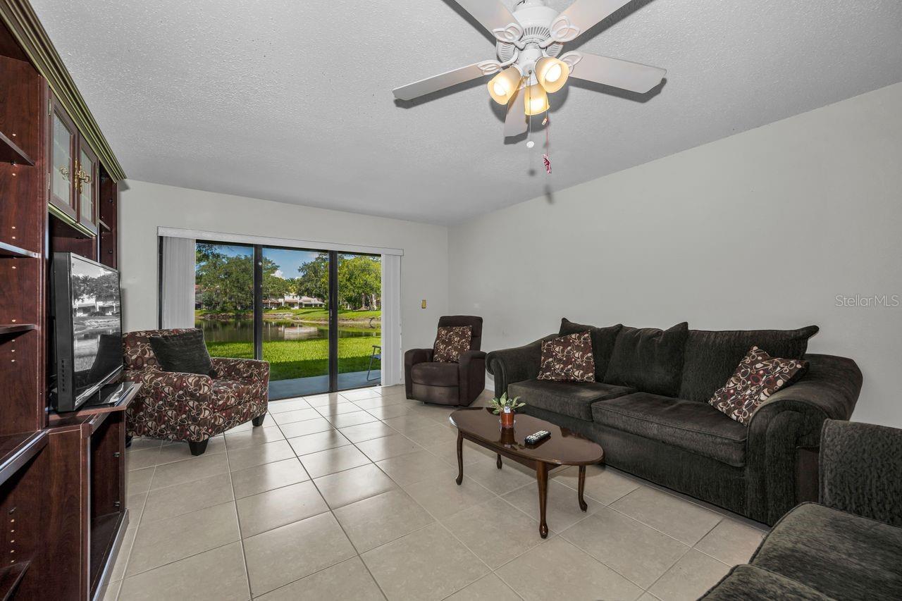 CONDO IV TARPON WOODS - Residential