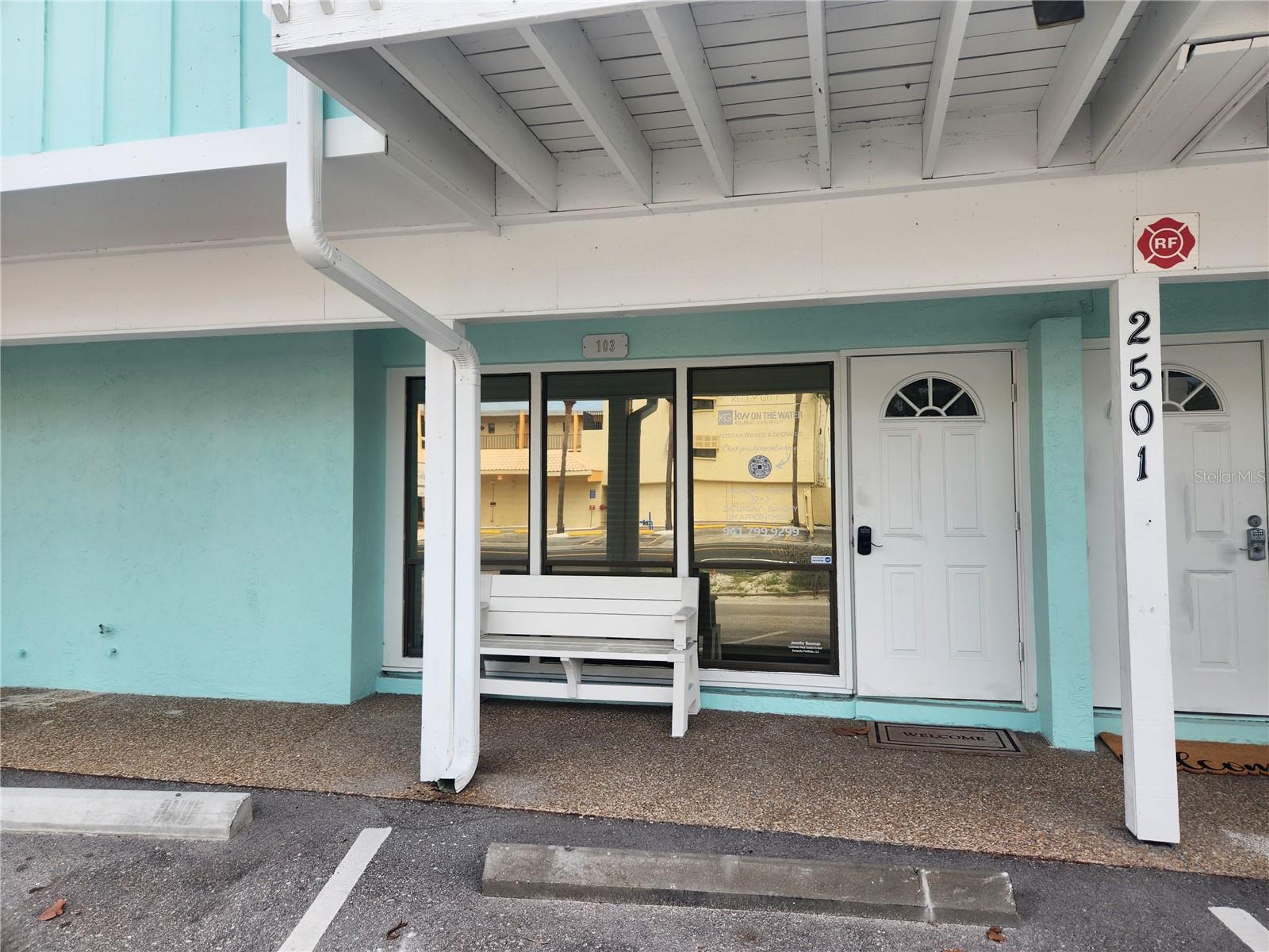 BEACH PLAZA - Commercial Sale