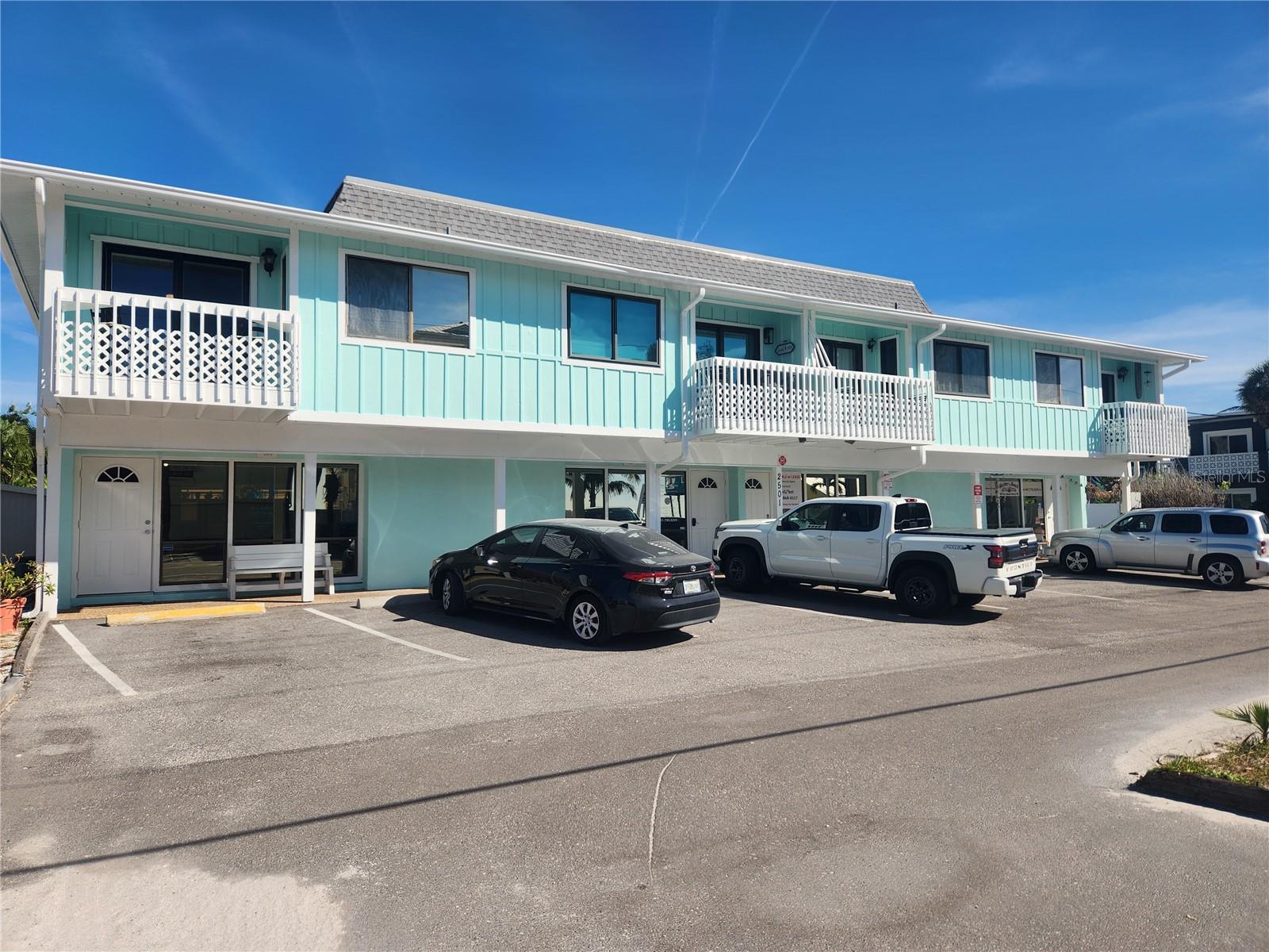 BEACH PLAZA - Commercial Sale