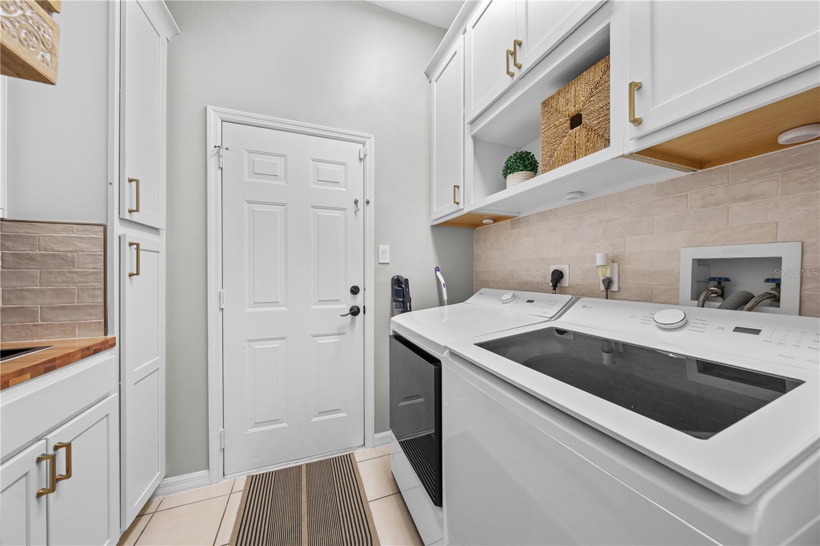 CRESCENT WEST SUB - Residential