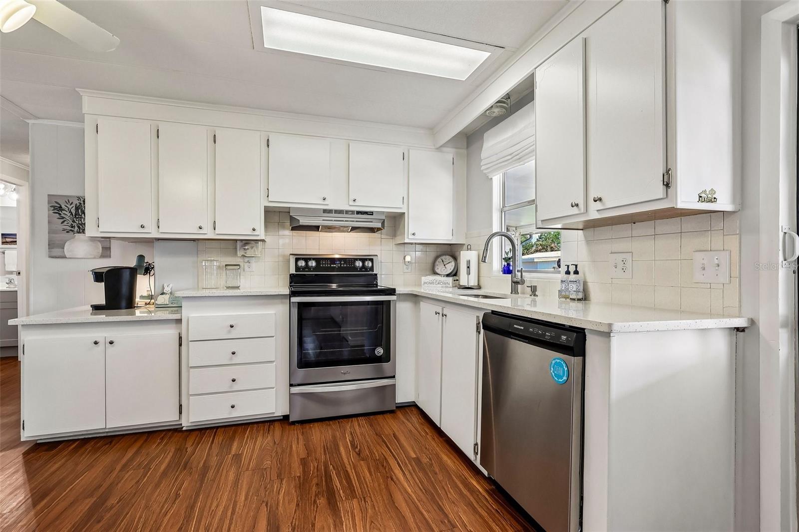 TAVARES LAKE FRANCES ESTATES - Residential