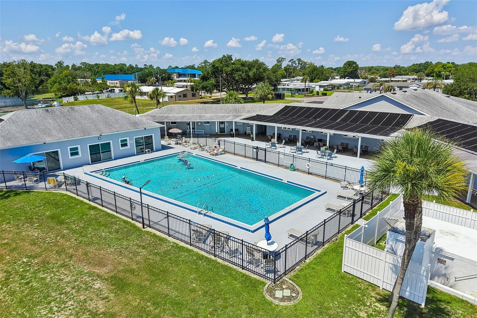 TAVARES LAKE FRANCES ESTATES - Residential