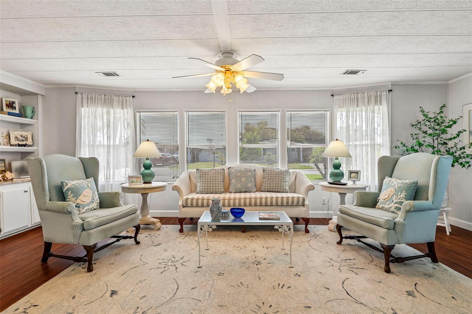 TAVARES LAKE FRANCES ESTATES - Residential