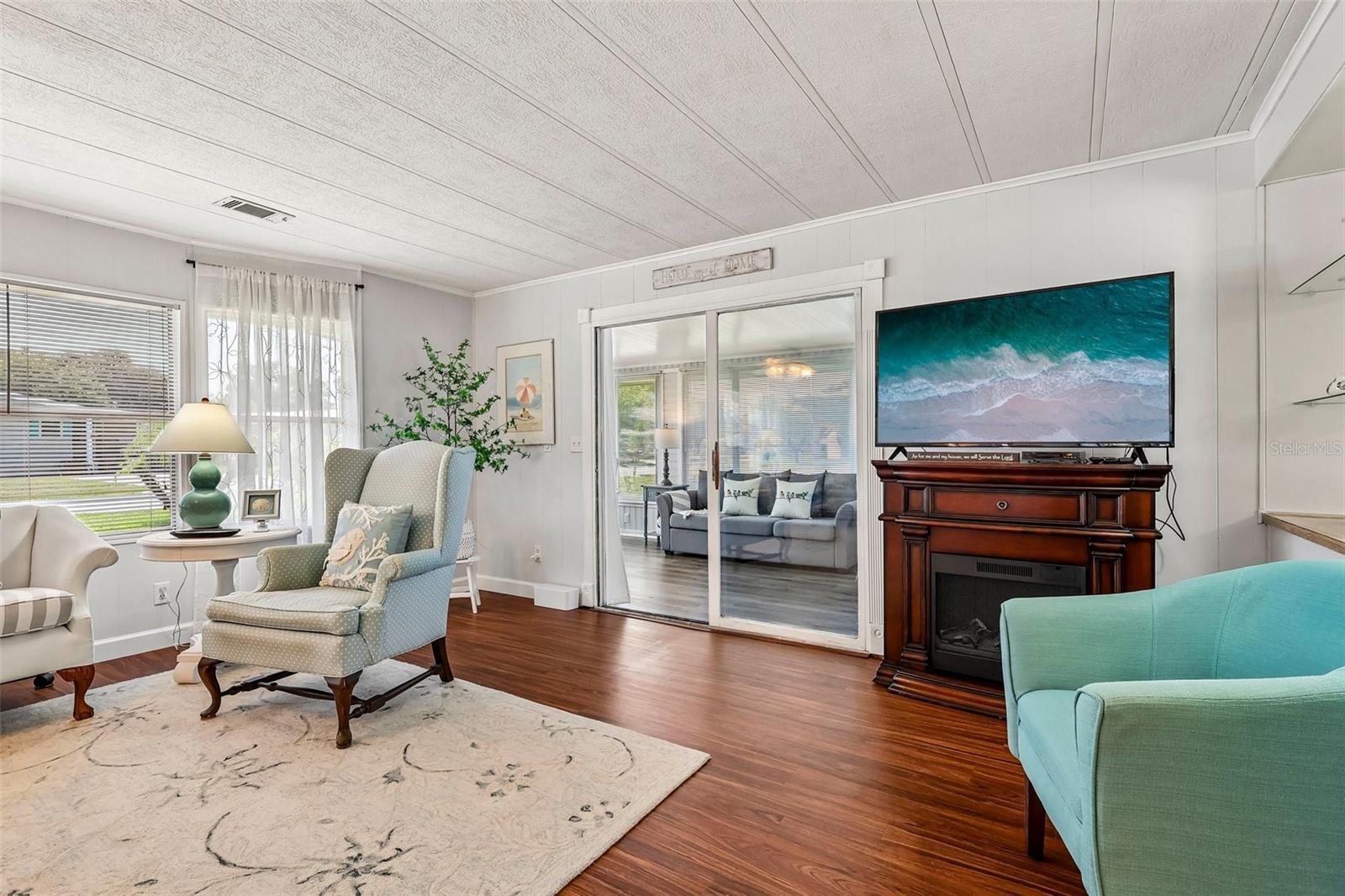 TAVARES LAKE FRANCES ESTATES - Residential