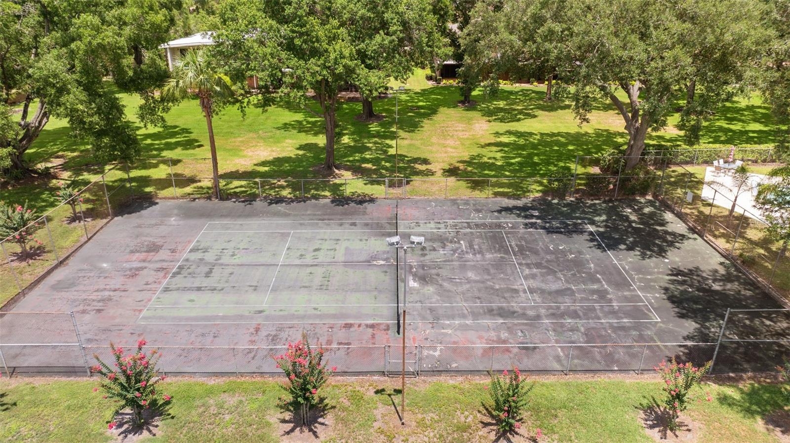 GOLF VIEW TWNHS INC - Residential