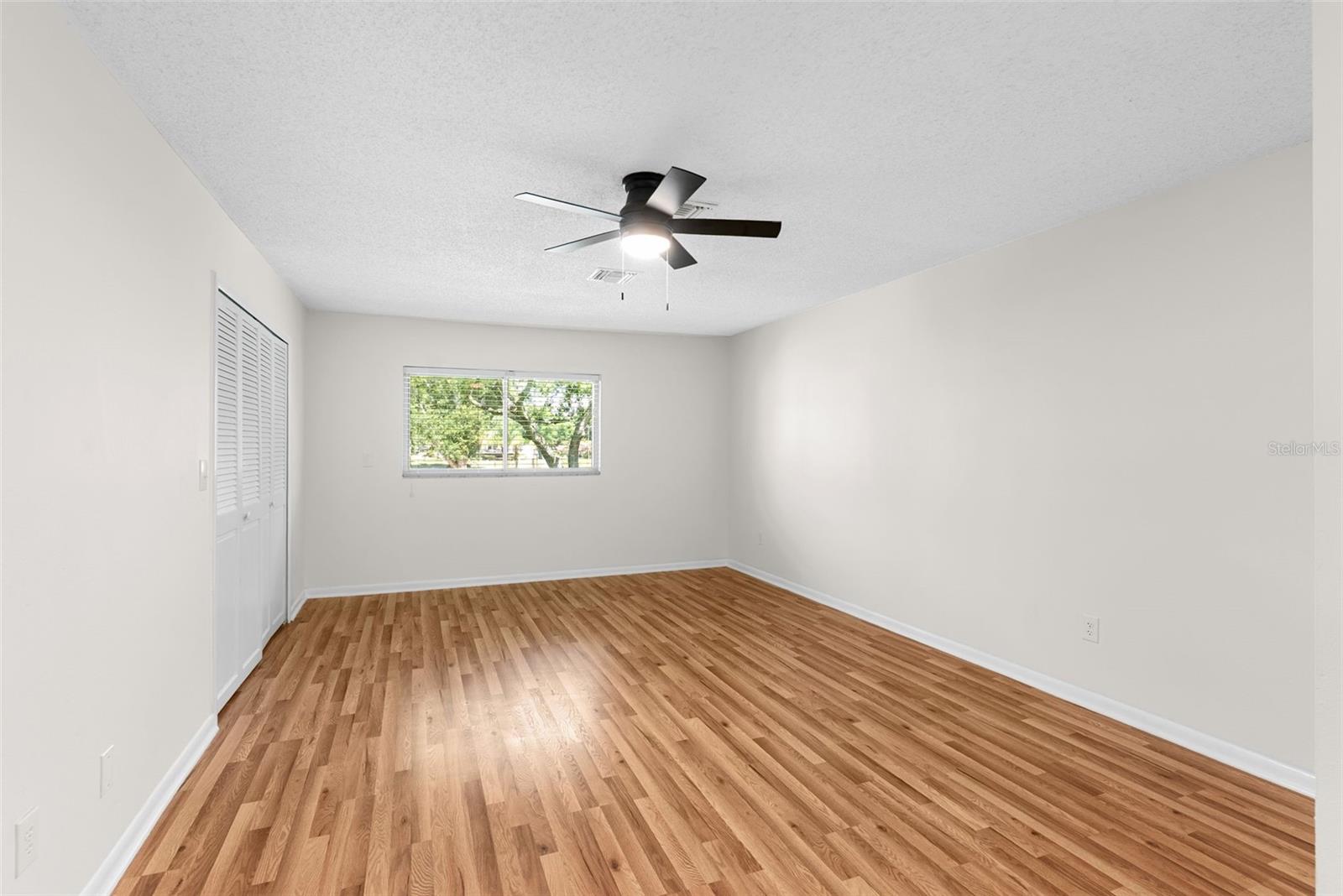 GOLF VIEW TWNHS INC - Residential